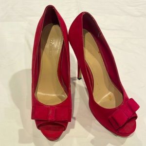 Le Chateau Fushia platform heel